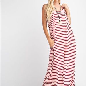 Sleeveless Striped Pocket Maxi Dress